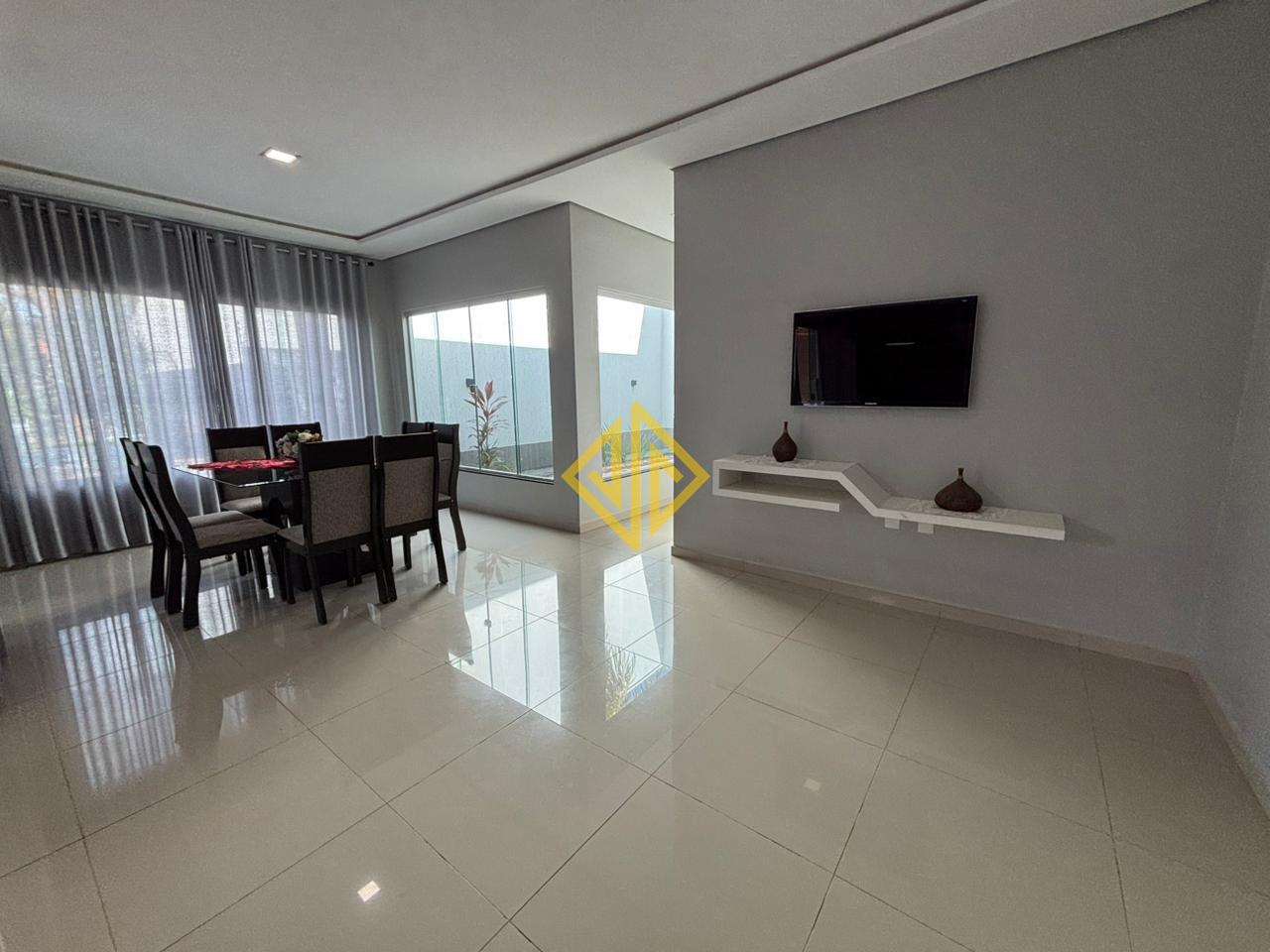 Casa à venda no Jardim das Palmeiras: 