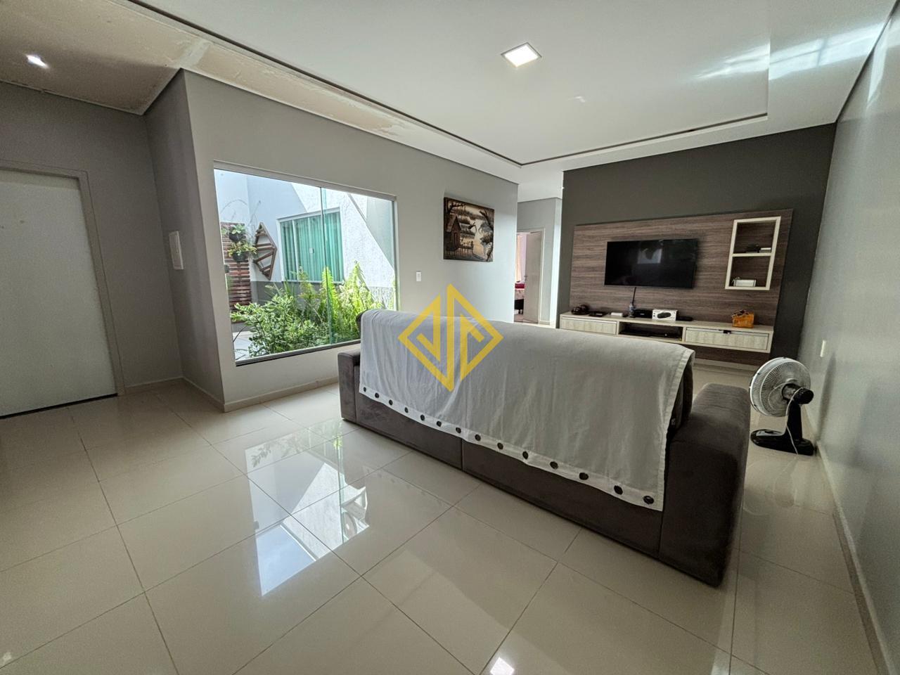 Casa à venda no Jardim das Palmeiras: 