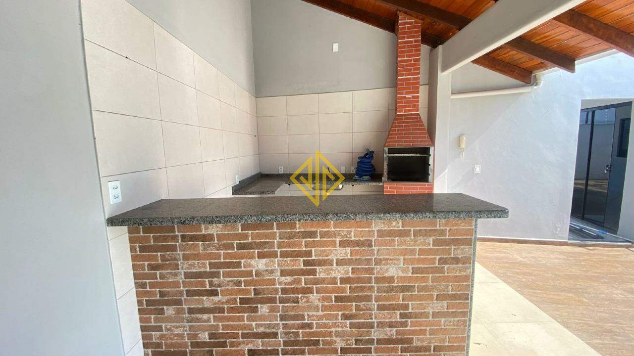 Casa à venda com 2 quartos, 150m² - Foto 13