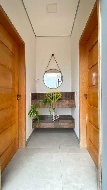 Casa à venda no Condomínio Park Tropical II: 