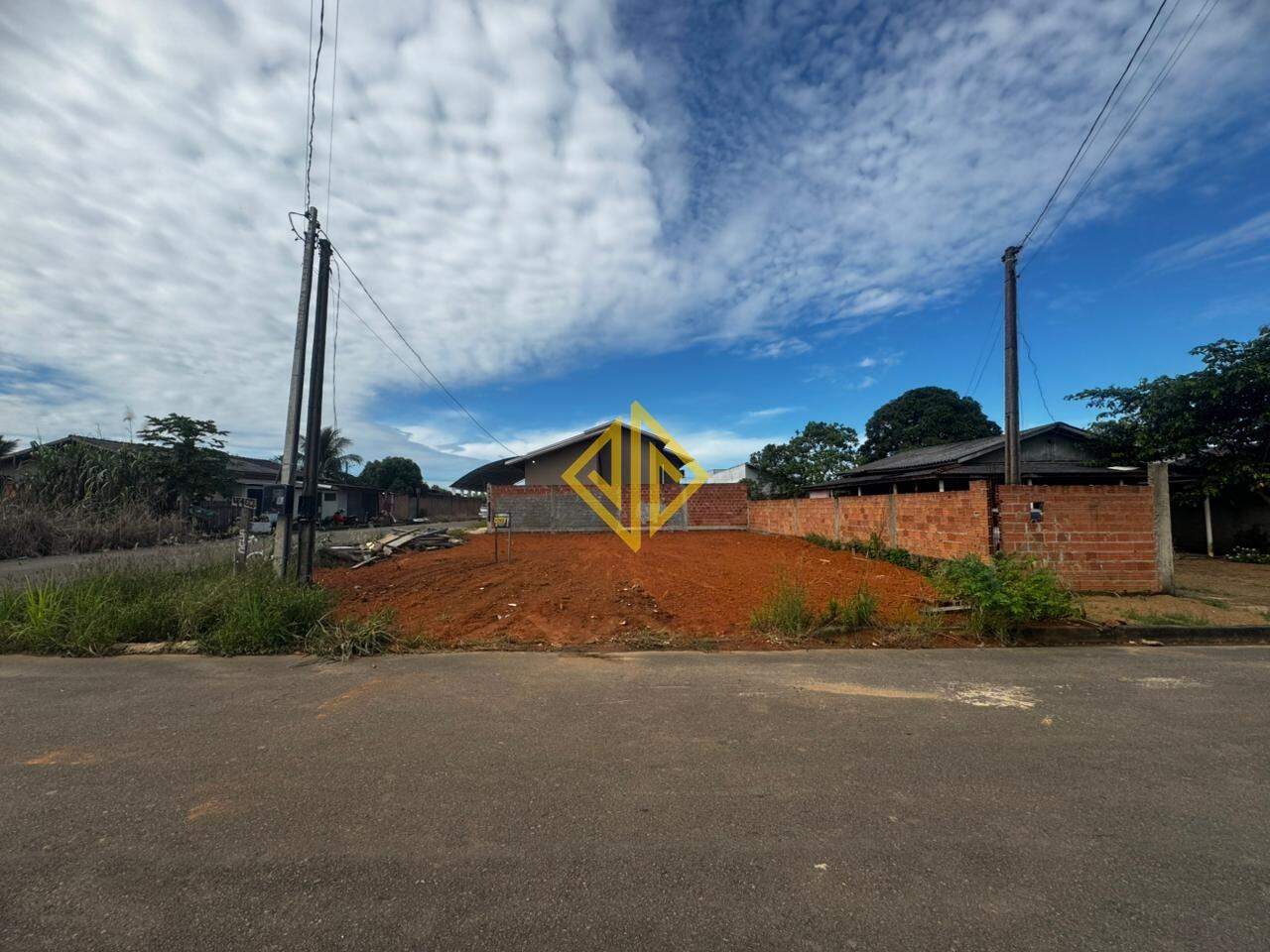 Terreno à venda no Rota Do Sol: 