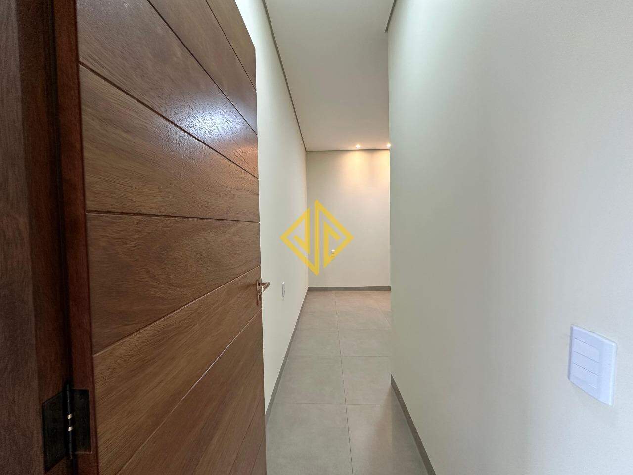 Casa à venda com 3 quartos, 165m² - Foto 9