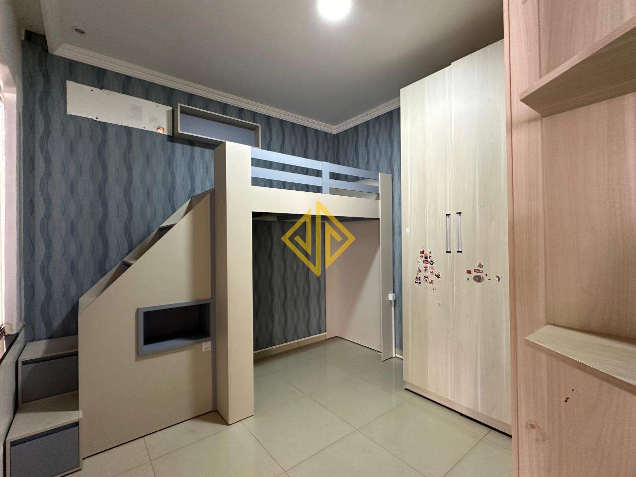 Casa à venda com 2 quartos, 166m² - Foto 6