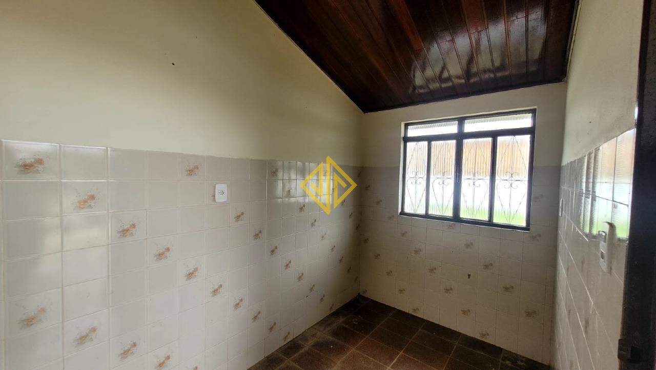 Casa à venda com 2 quartos, 89m² - Foto 3