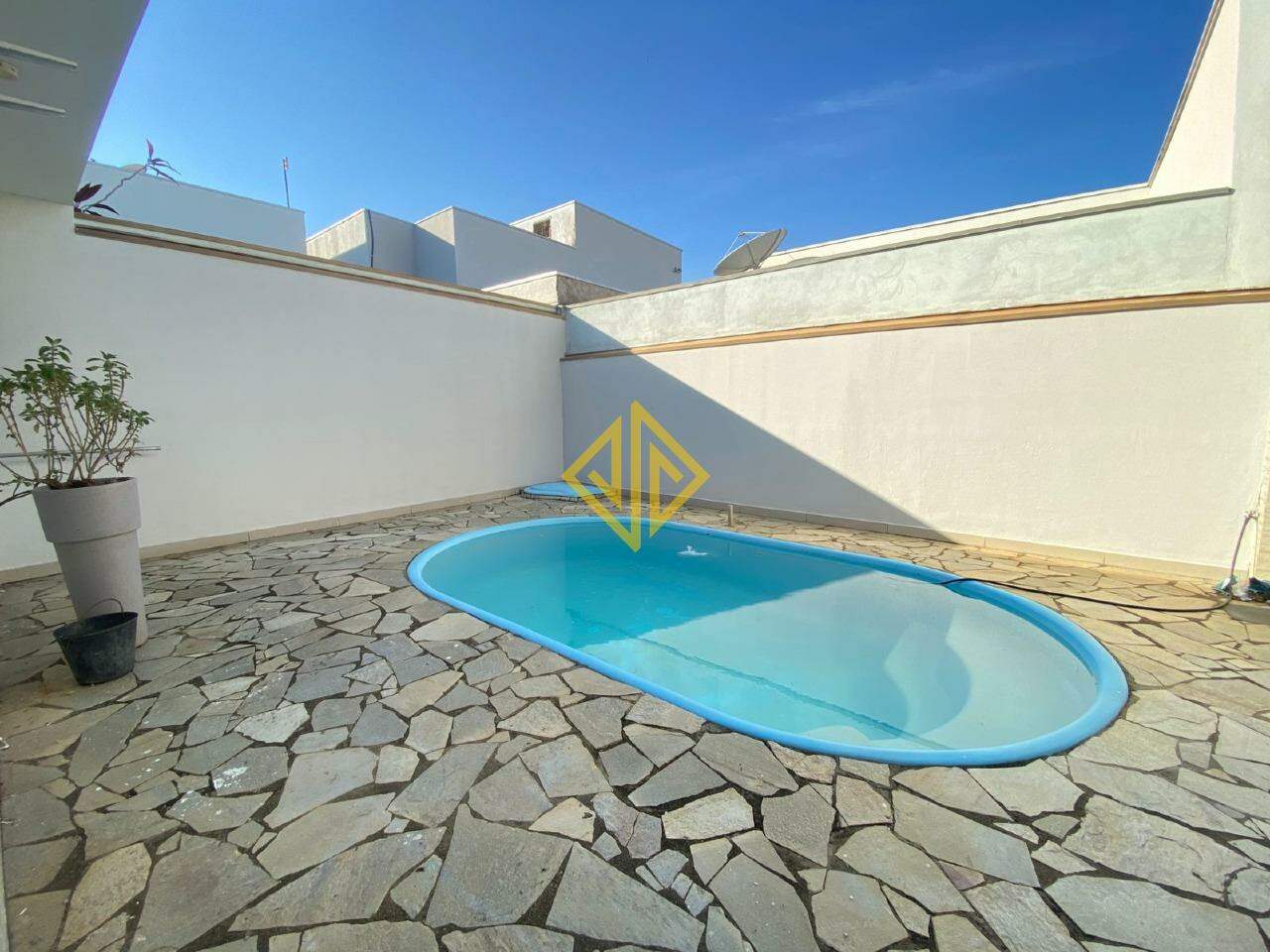 Casa para aluguel no Condomínio São Paulo: