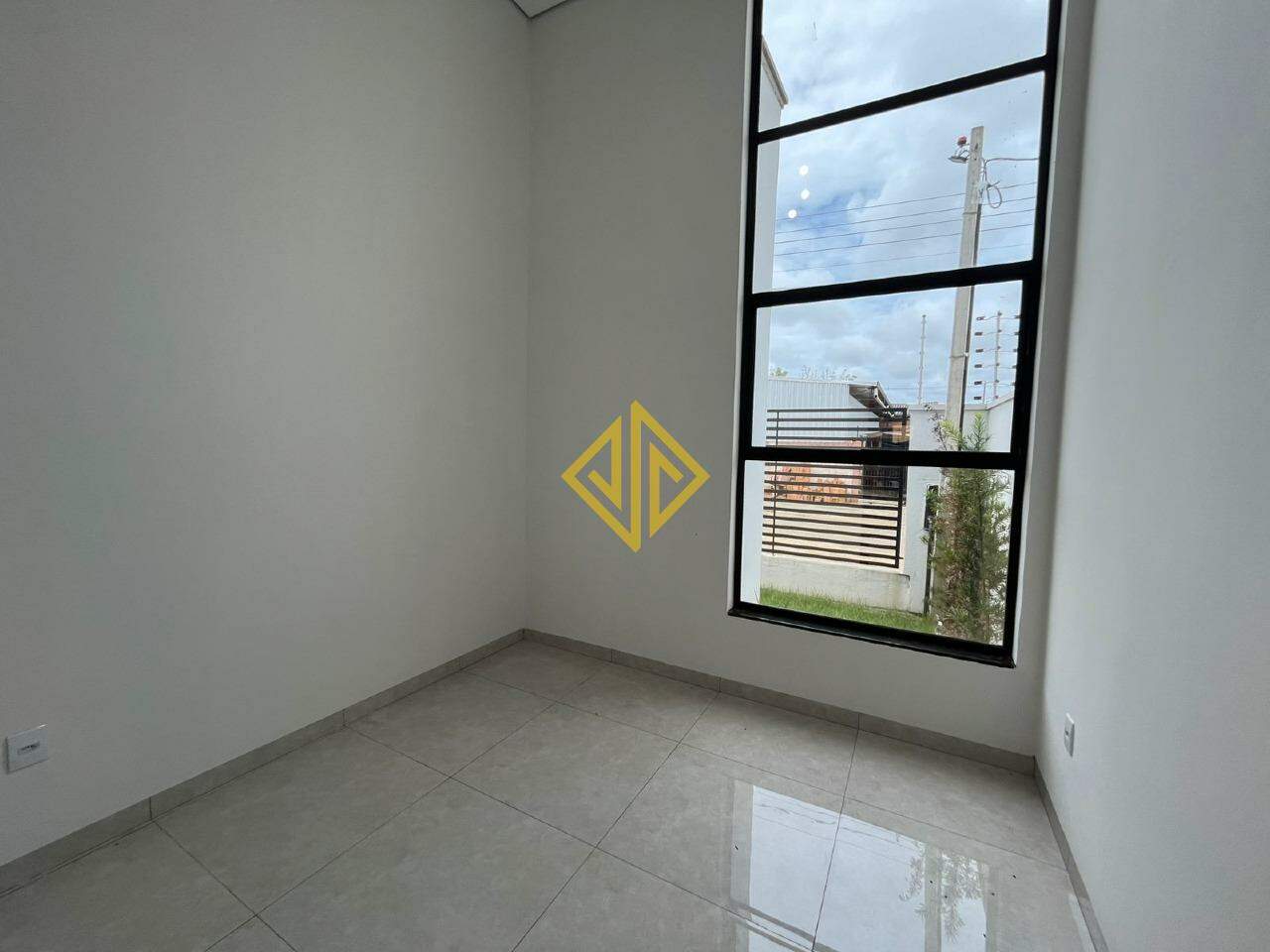 Casa à venda com 3 quartos, 106m² - Foto 3