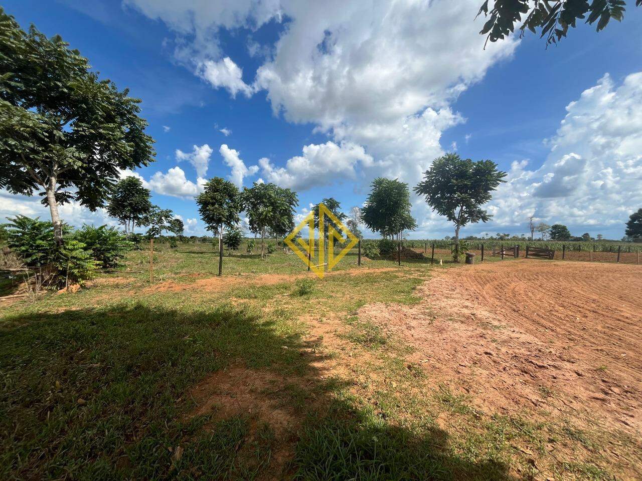 Fazenda à venda com 1 quarto, 68400m² - Foto 14