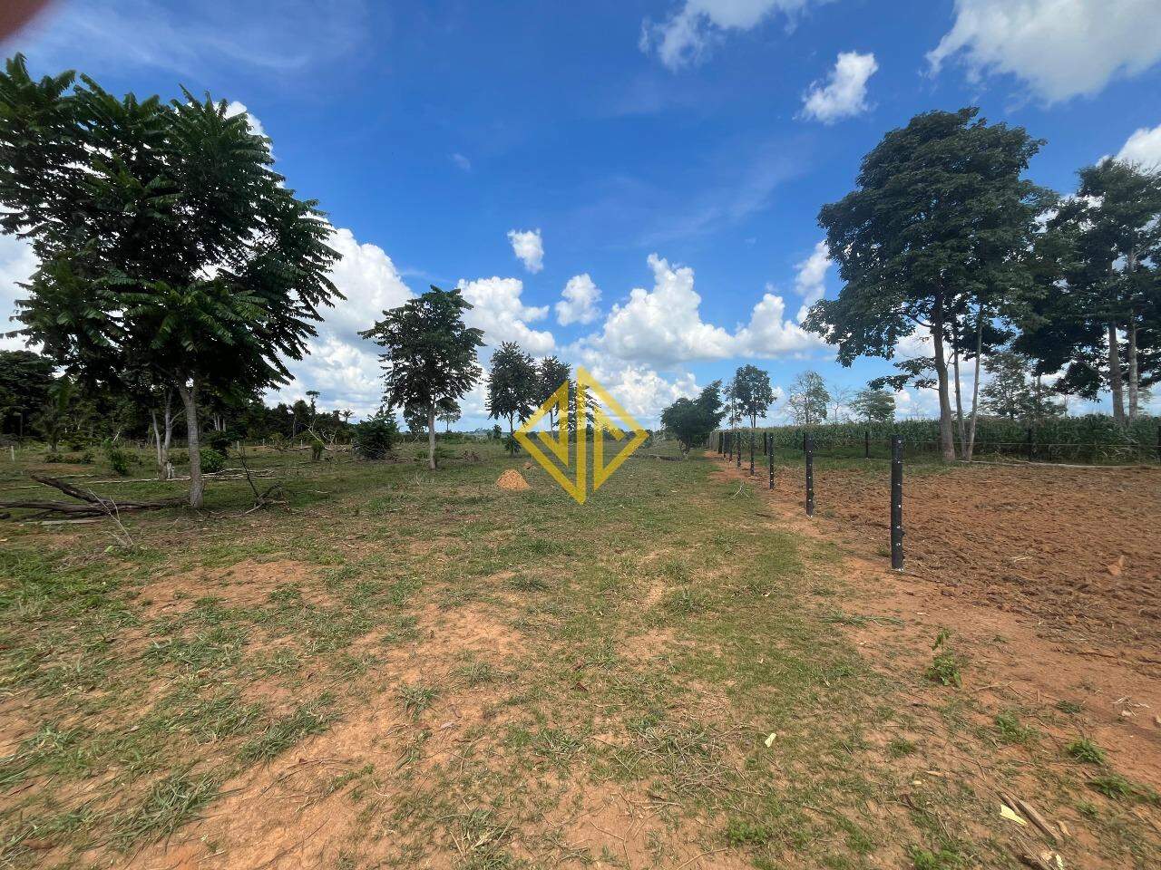 Fazenda à venda com 1 quarto, 68400m² - Foto 8