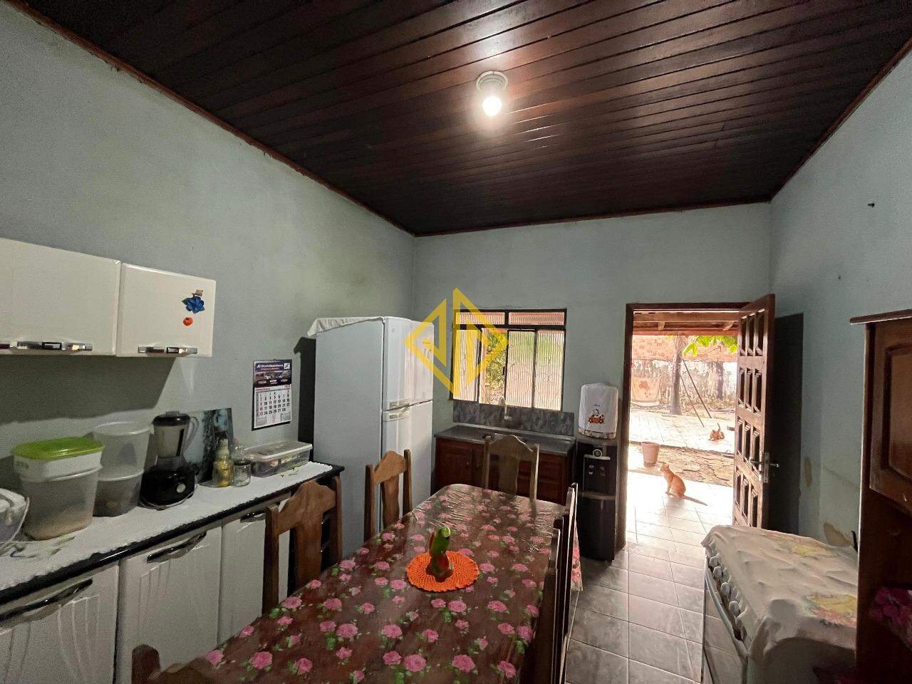 Casa à venda com 2 quartos, 112m² - Foto 4