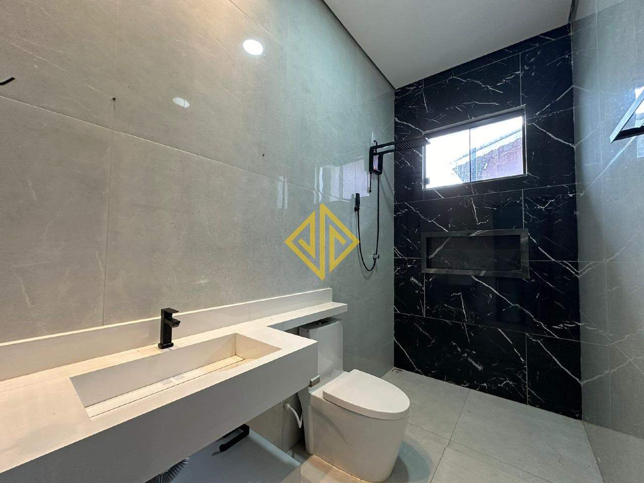 Casa para alugar com 2 quartos, 120m² - Foto 9