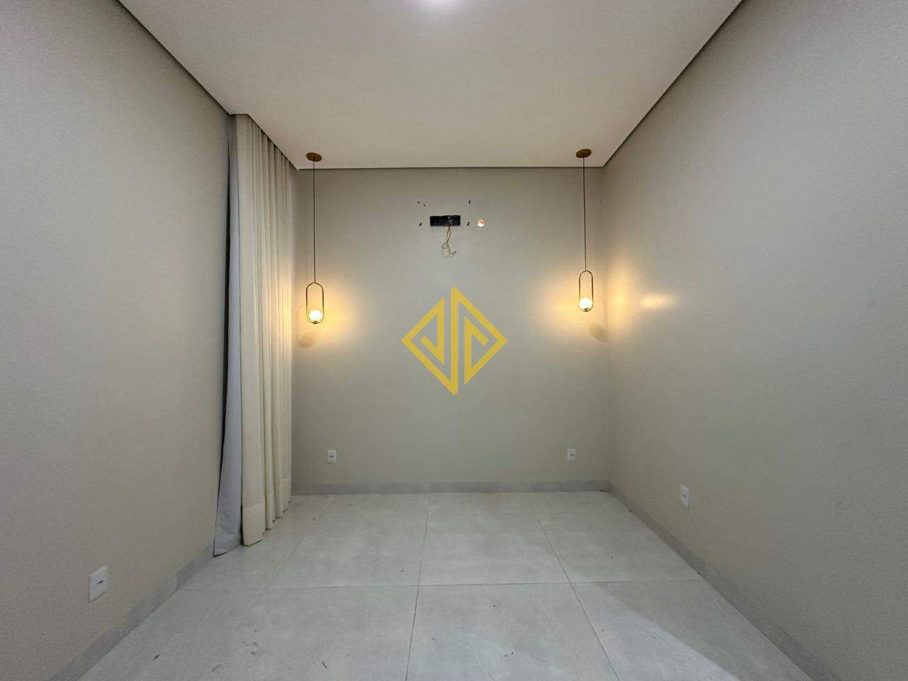 Casa para alugar com 2 quartos, 120m² - Foto 7