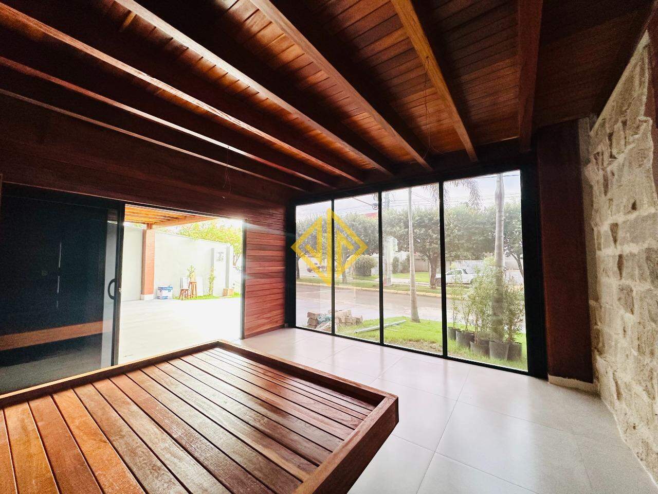 Casa à venda no Condomínio Duque De Caxias: