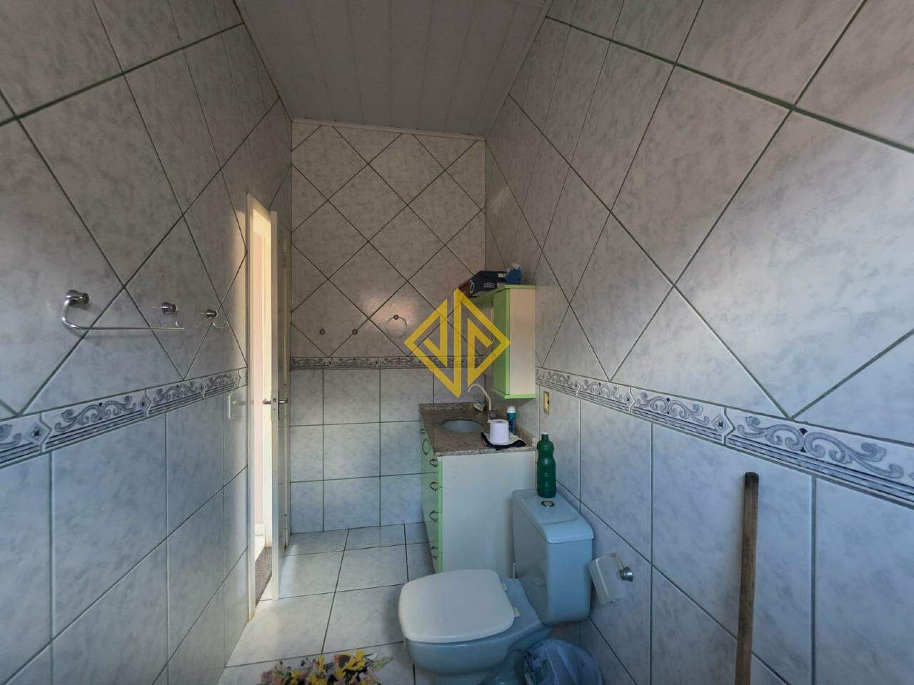 Casa à venda com 3 quartos, 180m² - Foto 13