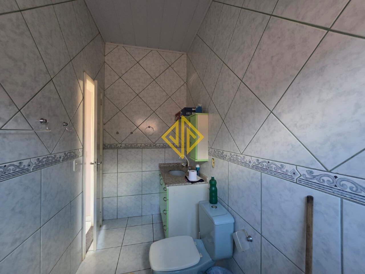 Casa à venda com 3 quartos, 180m² - Foto 14