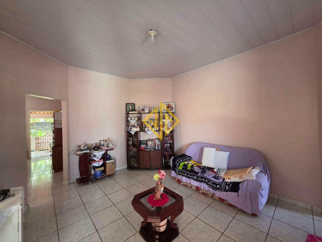 Casa à venda com 3 quartos, 180m² - Foto 7