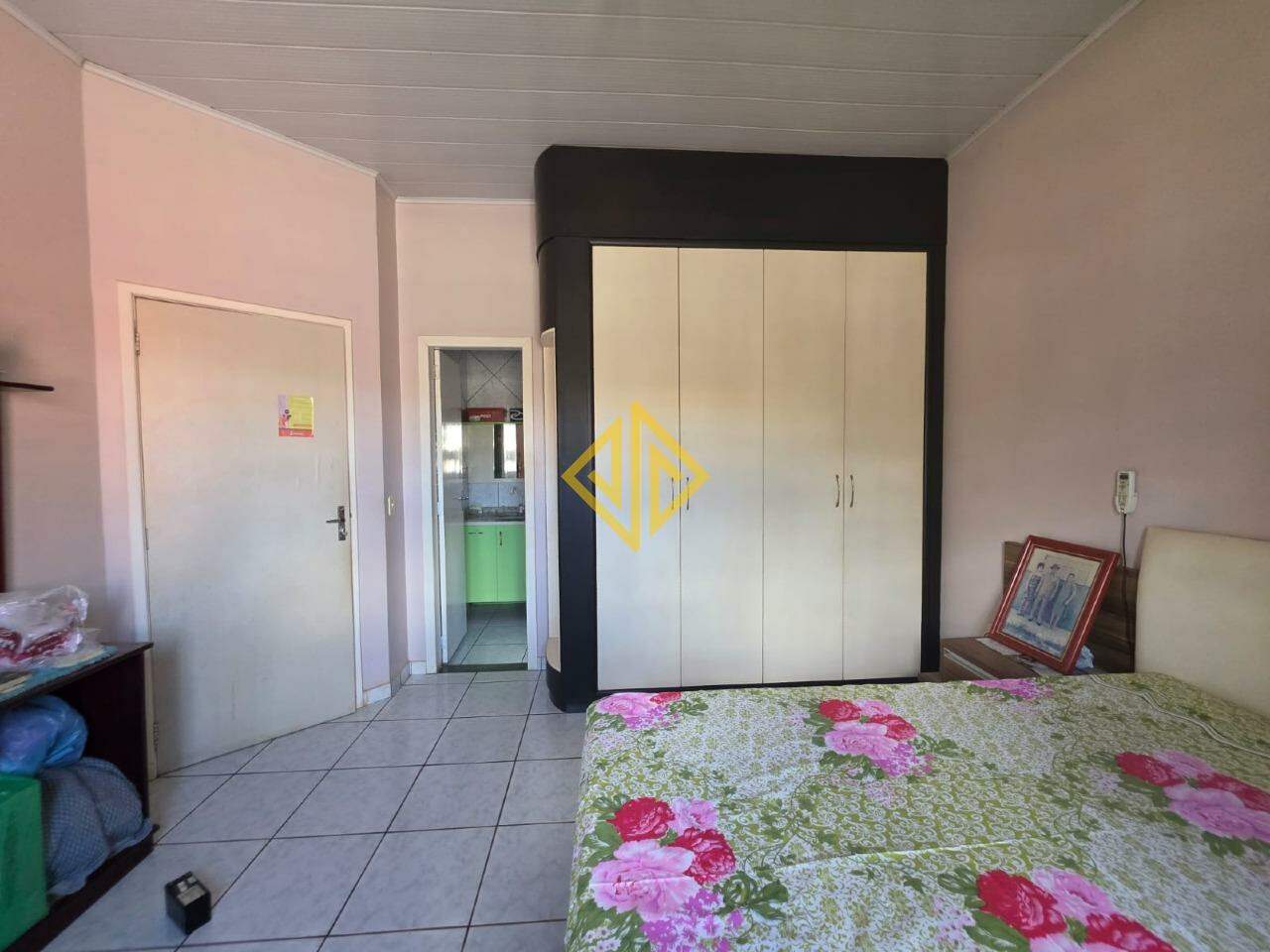 Casa à venda com 3 quartos, 180m² - Foto 16