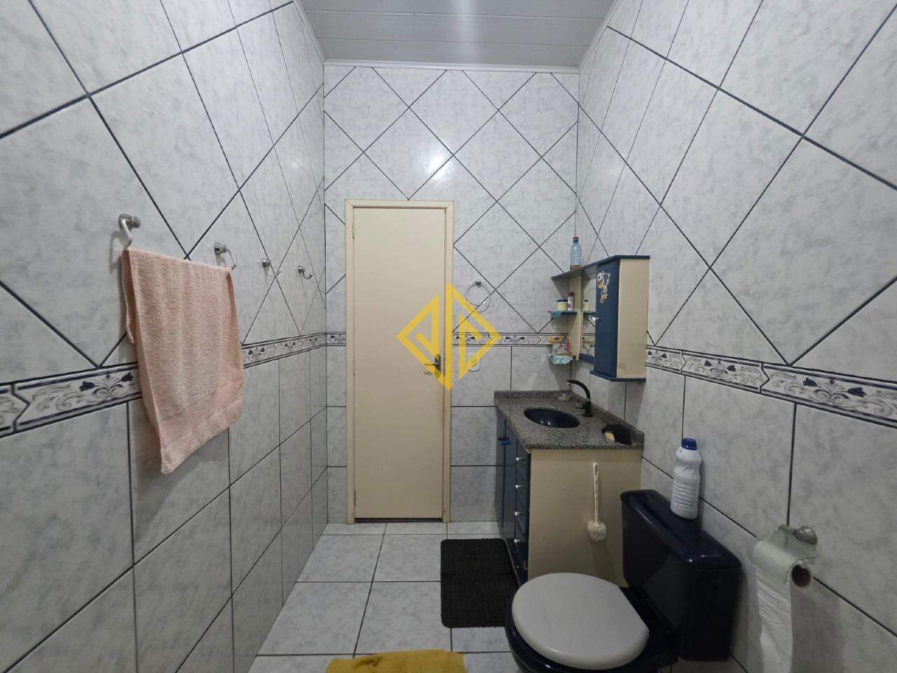 Casa à venda com 3 quartos, 180m² - Foto 10