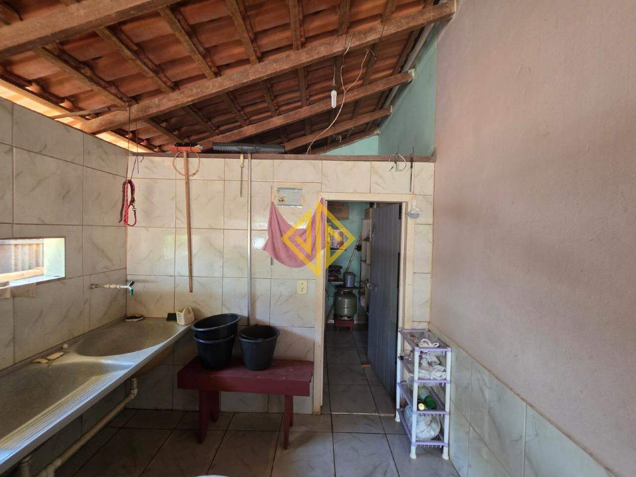 Casa à venda com 3 quartos, 180m² - Foto 18