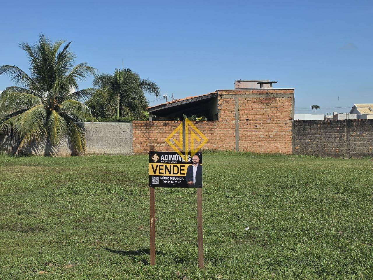 Terreno à venda no Condomínio São Paulo:
