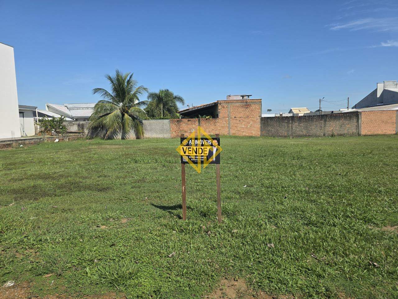 Terreno à venda no Condomínio São Paulo: