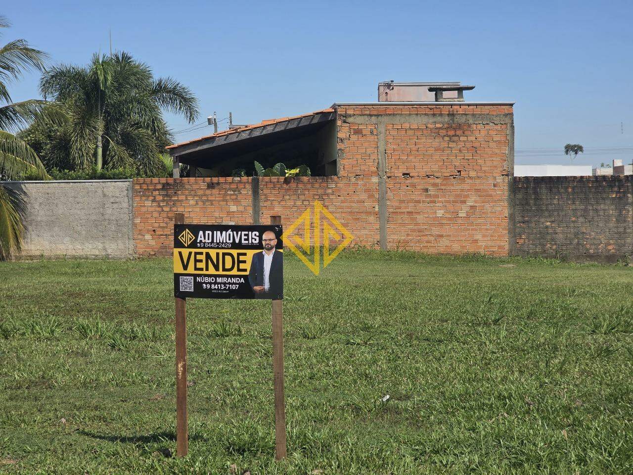 Terreno à venda no Condomínio São Paulo: