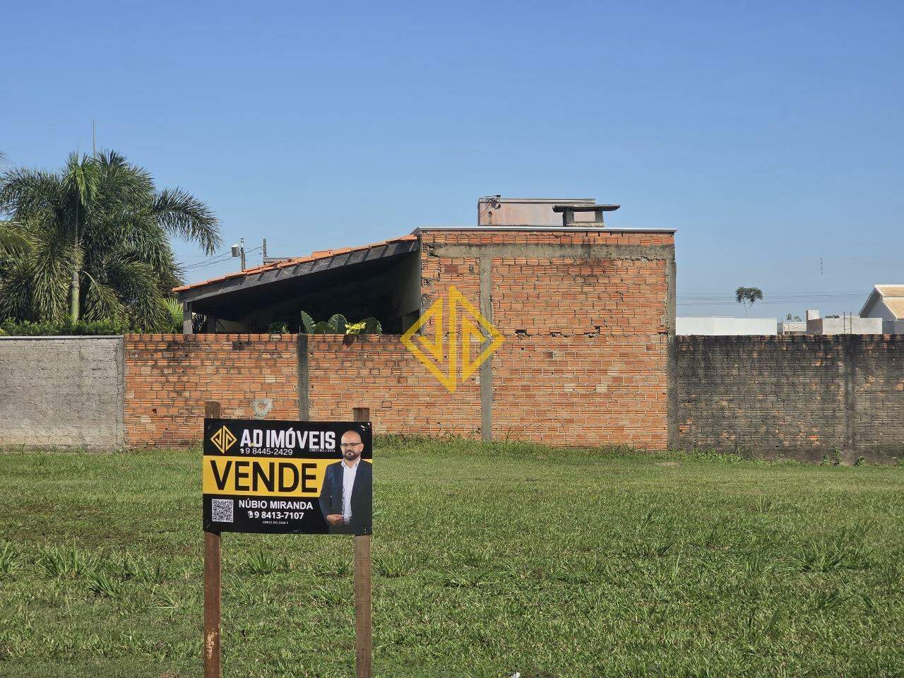 Terreno à venda no Condomínio São Paulo: