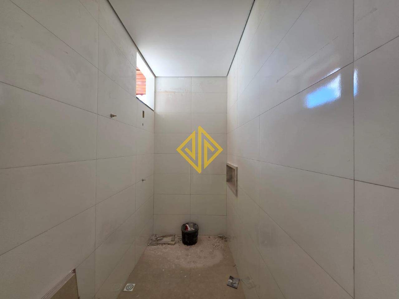 Casa à venda com 2 quartos, 58m² - Foto 4