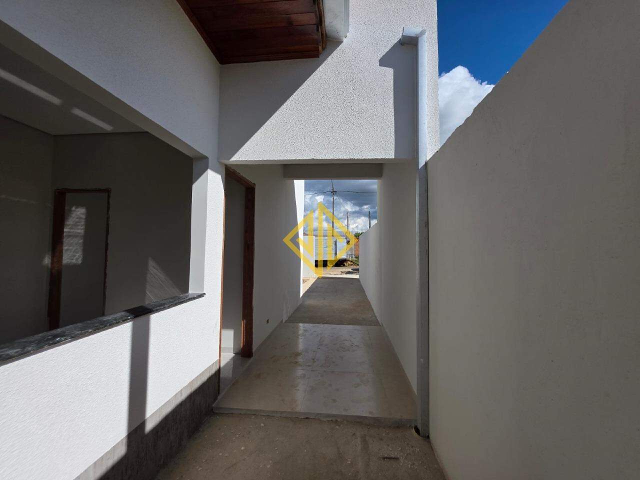 Casa à venda com 2 quartos, 58m² - Foto 9