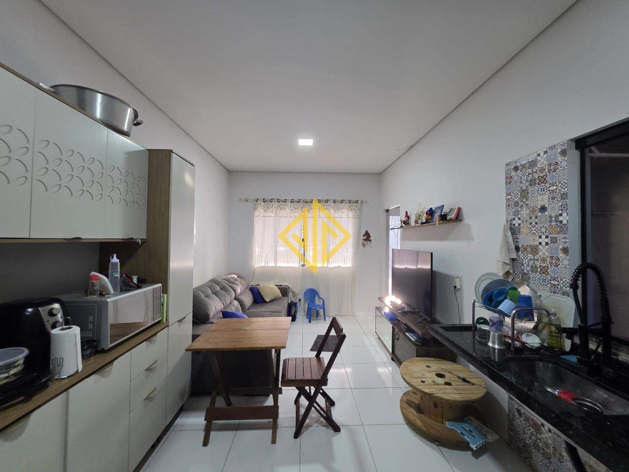 Casa à venda com 2 quartos, 90m² - Foto 5
