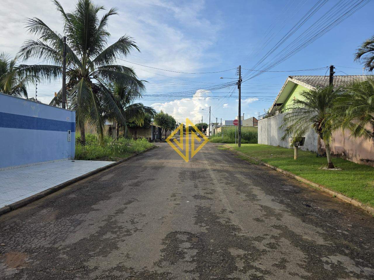 Casa à venda com 2 quartos, 90m² - Foto 14