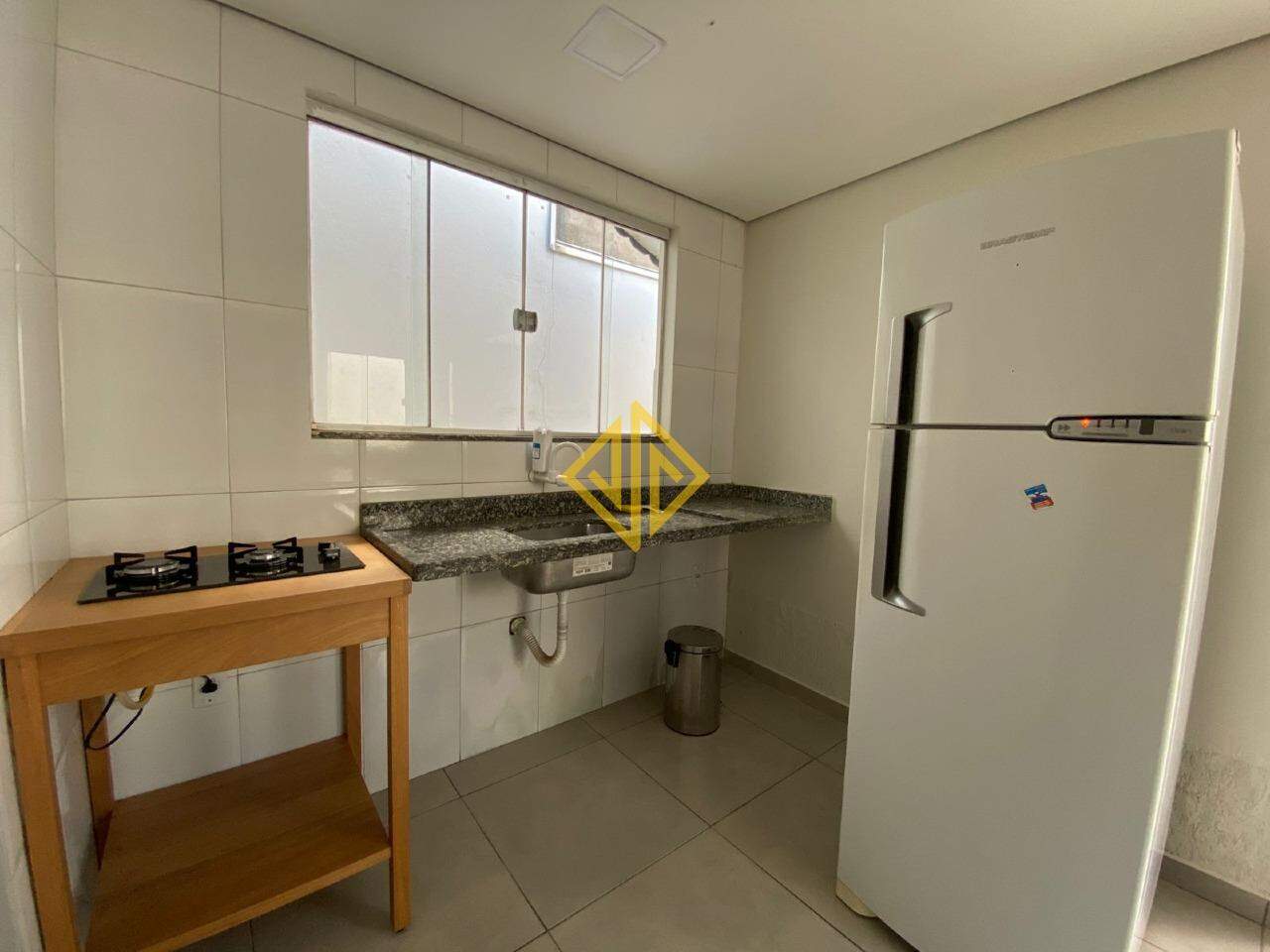 Casa para alugar com 2 quartos, 59m² - Foto 11