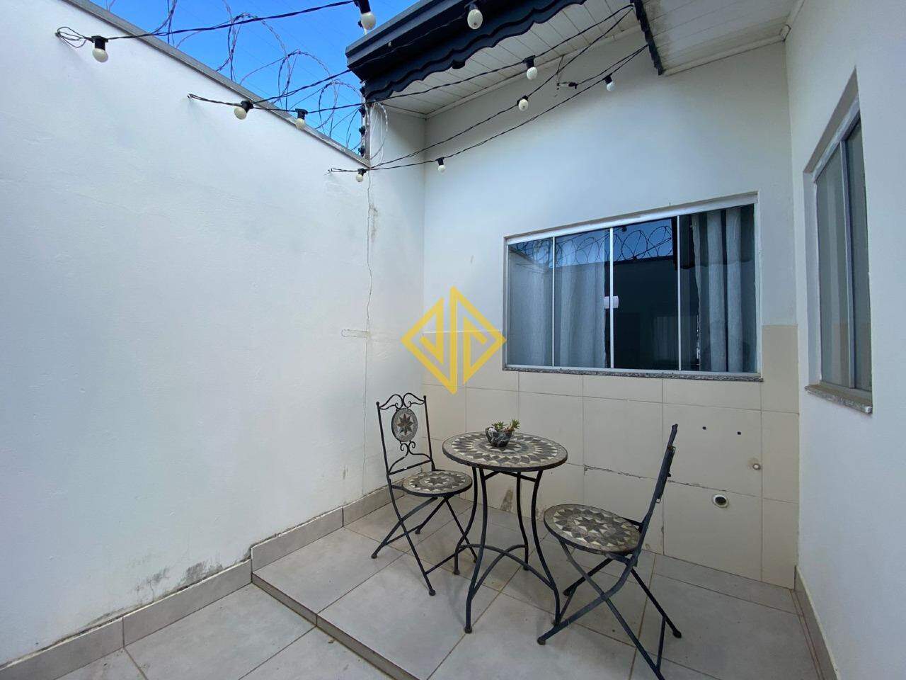 Casa para alugar com 2 quartos, 59m² - Foto 12