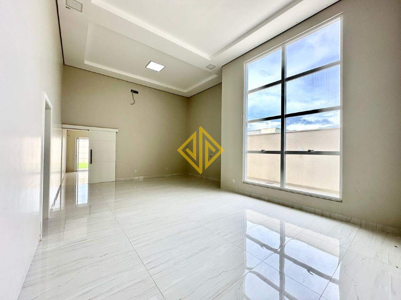 Casa para alugar com 3 quartos, 247m² - Foto 3