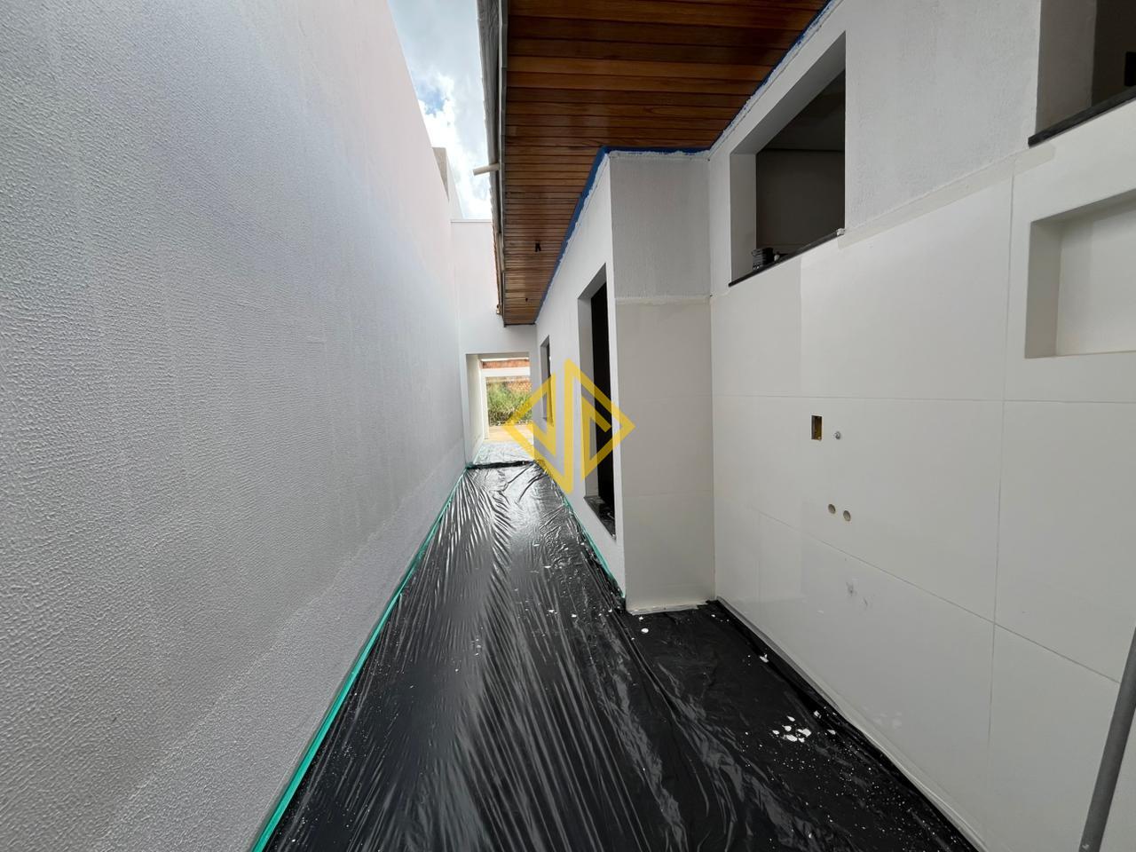 Casa à venda no Jardim Rio de Janeiro: 