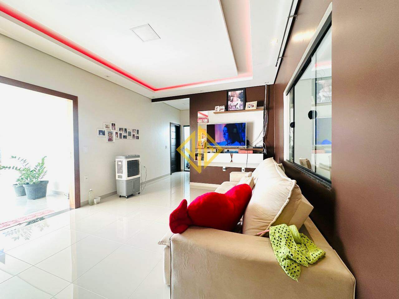 Casa à venda com 2 quartos, 170m² - Foto 15