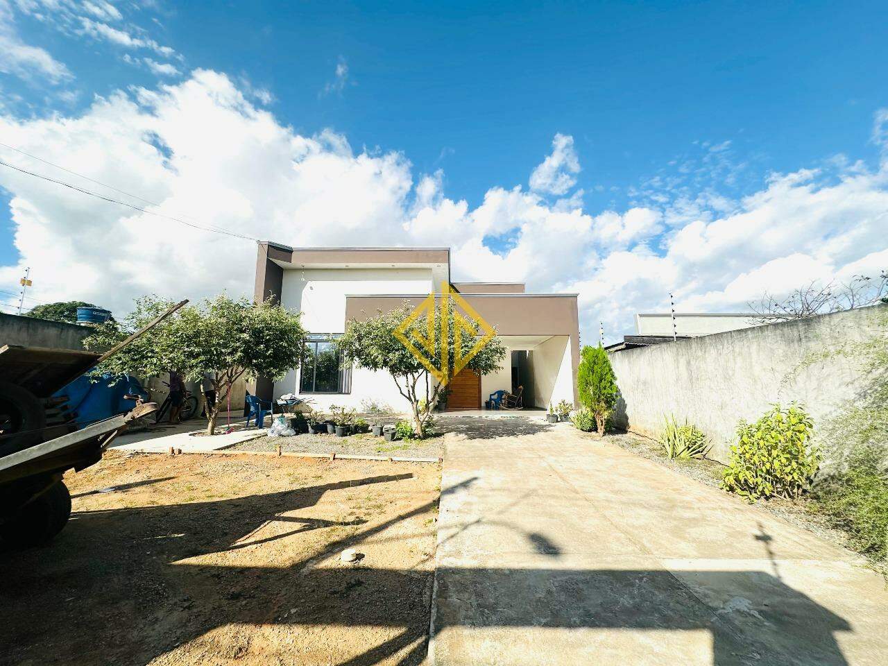Casa à venda com 2 quartos, 170m² - Foto 4
