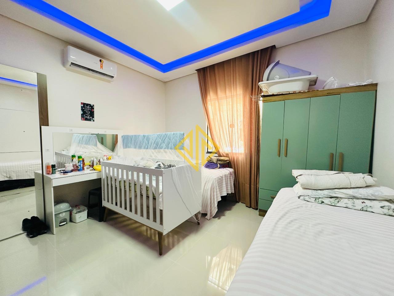 Casa à venda com 2 quartos, 170m² - Foto 14
