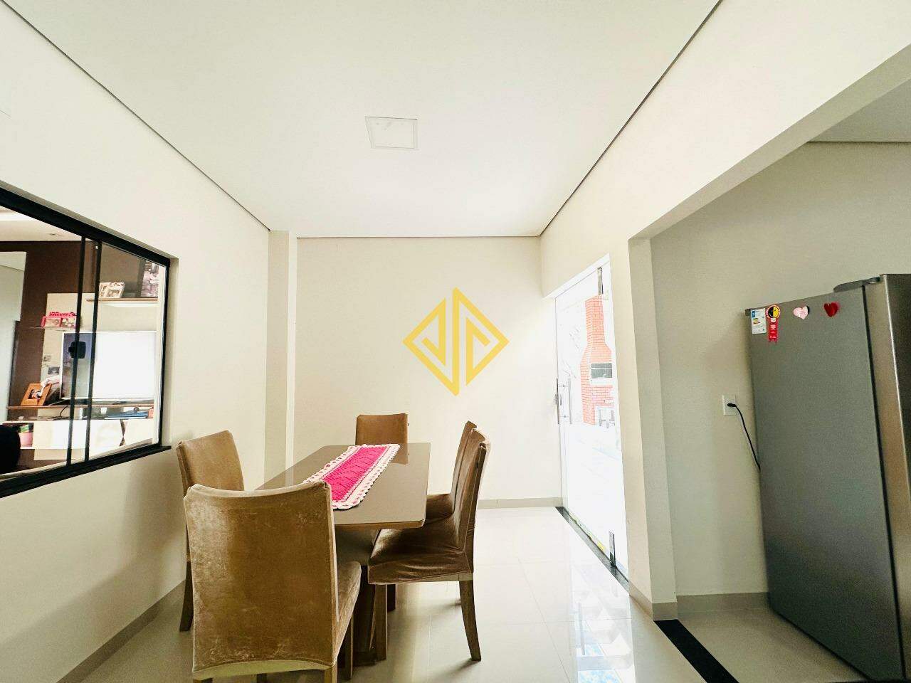 Casa à venda com 2 quartos, 170m² - Foto 19