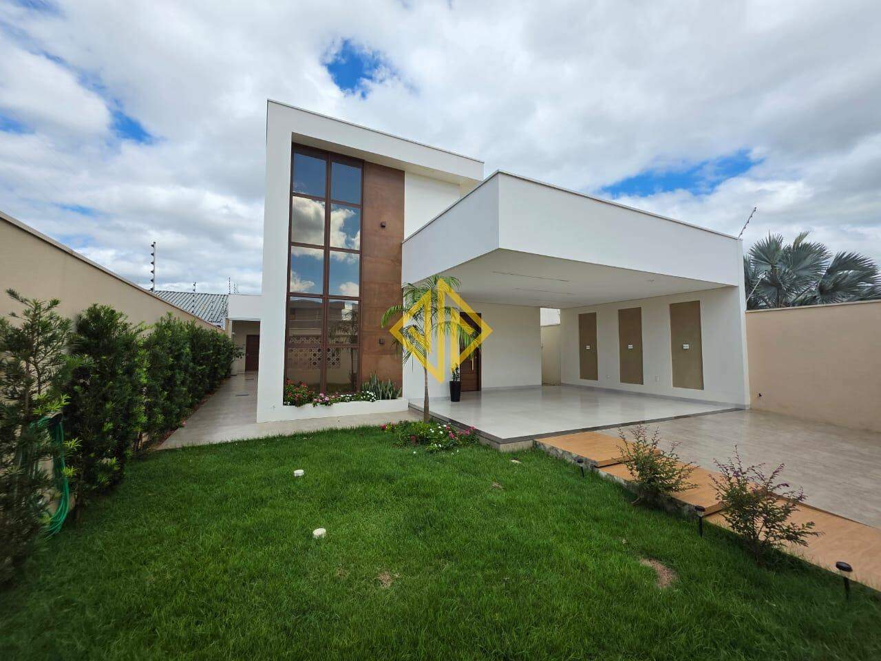 Casa, 3 quartos, 200 m² - Foto 1