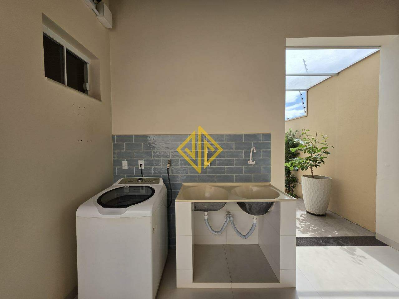 Casa, 3 quartos, 200 m² - Foto 13