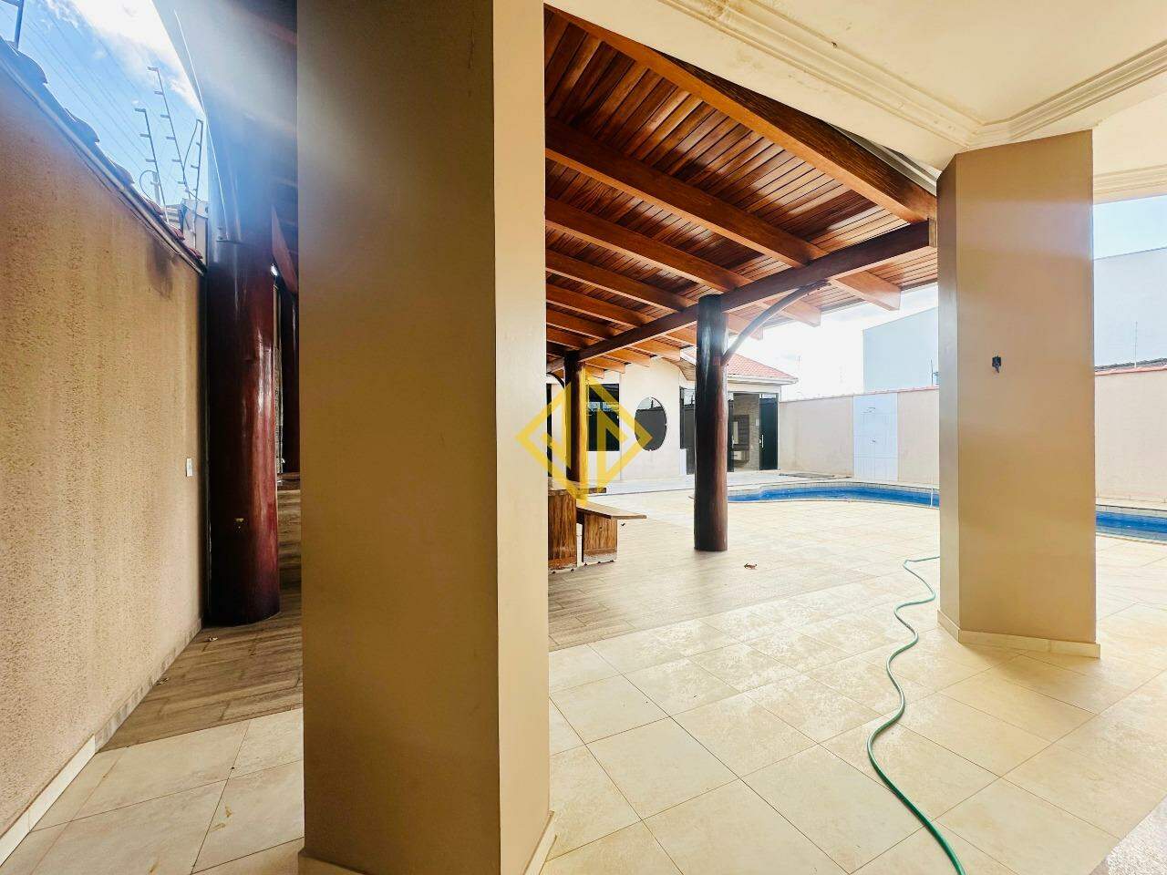 Casa, 4 quartos, 398 m² - Foto 24