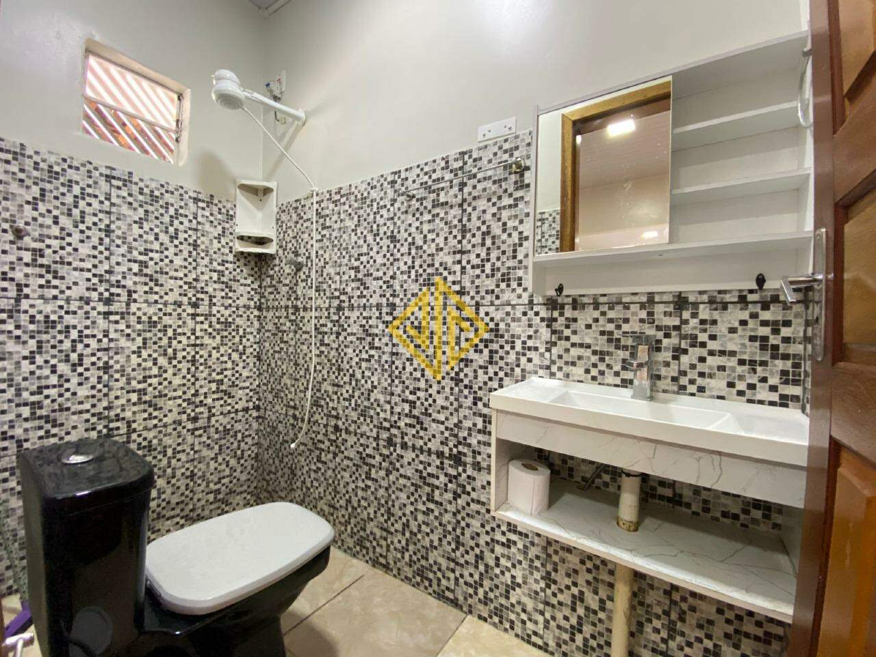 Casa para alugar com 2 quartos, 80m² - Foto 6