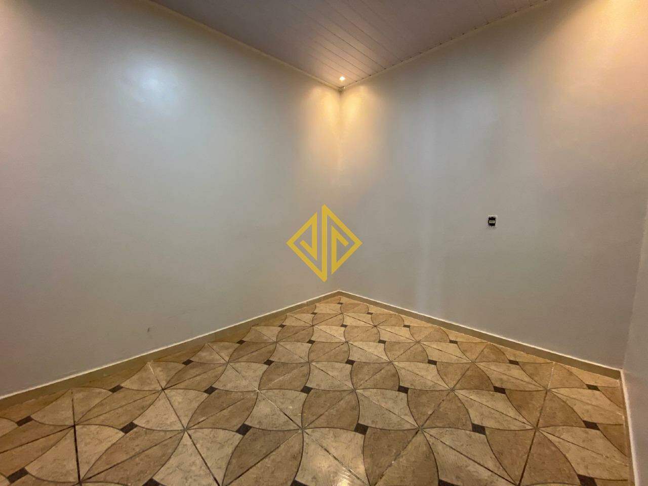 Casa para alugar com 2 quartos, 80m² - Foto 11