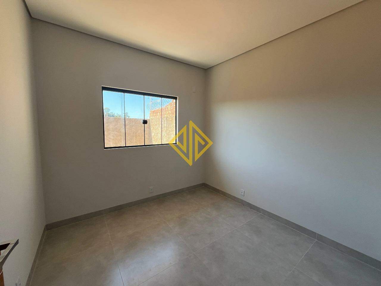 Casa à venda com 2 quartos, 54m² - Foto 5