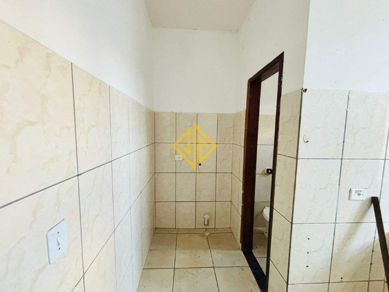 Sobrado à venda com 4 quartos, 250m² - Foto 26