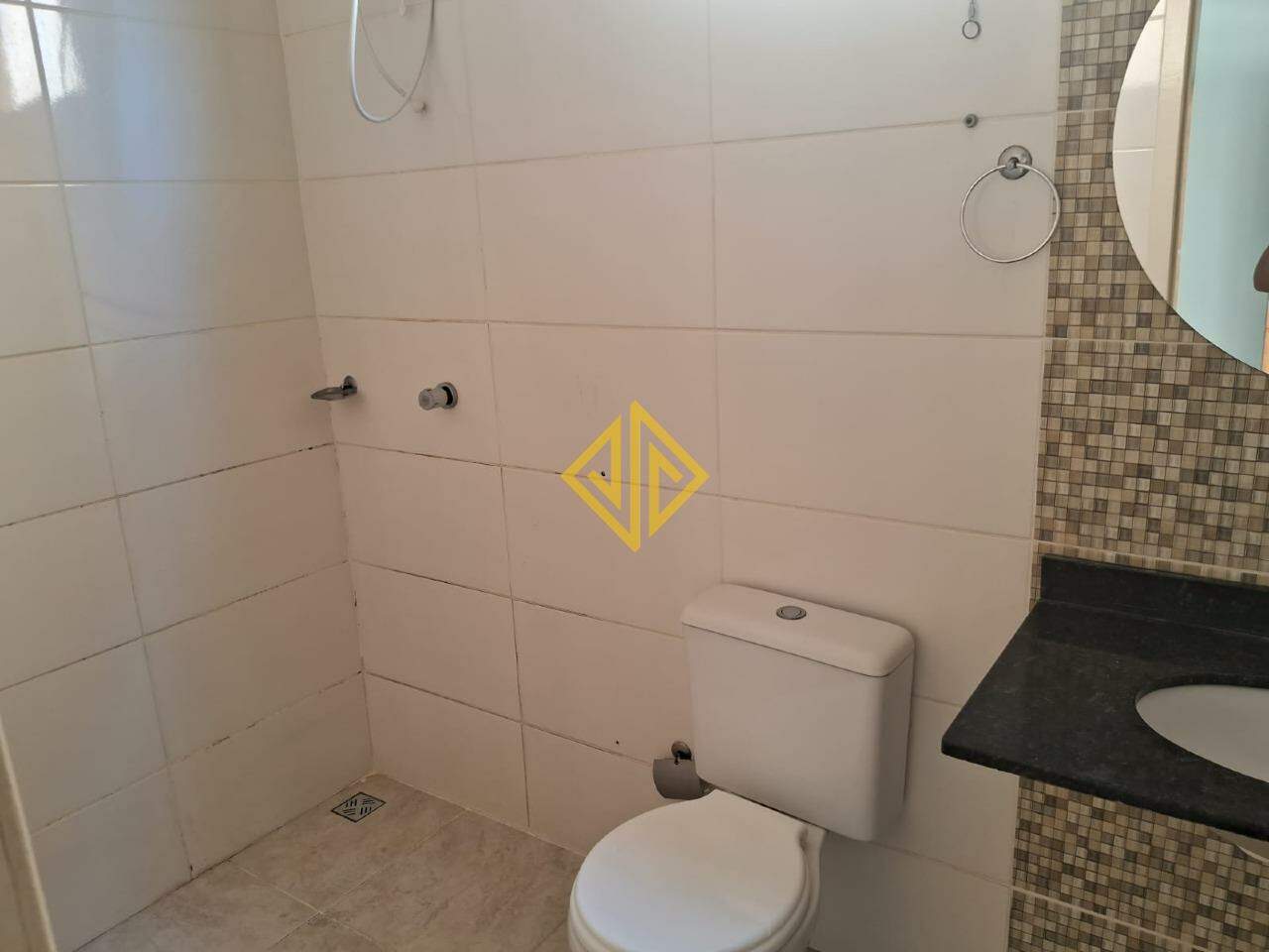 Casa para alugar com 2 quartos, 74m² - Foto 9