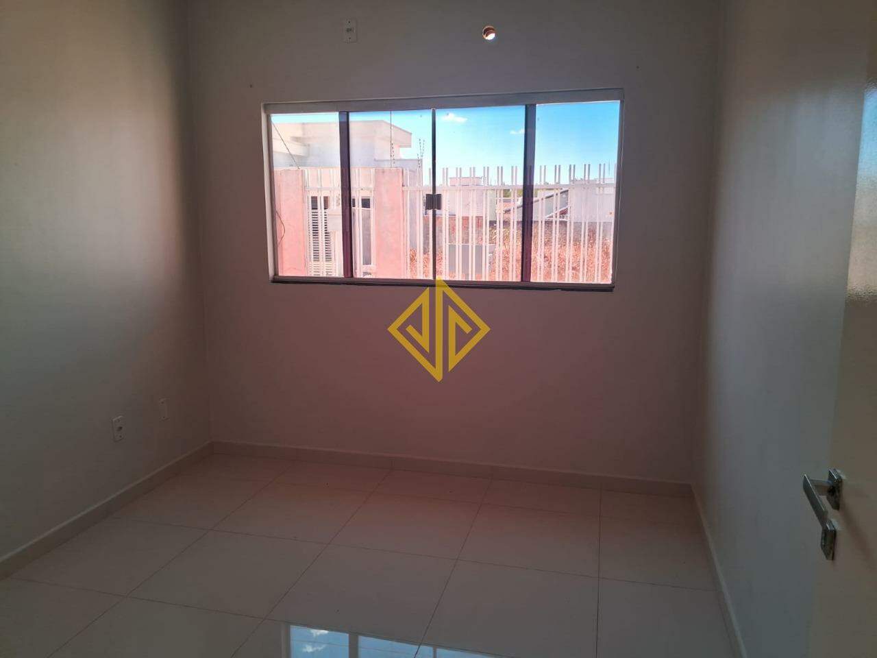 Casa para alugar com 2 quartos, 74m² - Foto 8