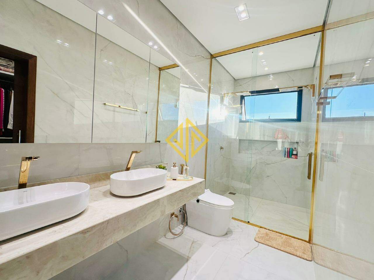 Casa à venda no Condomínio Eldorado: