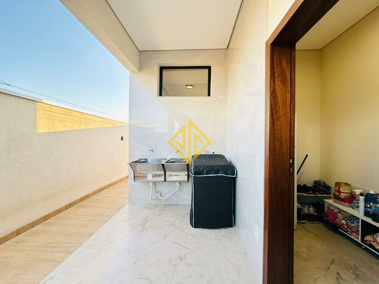 Casa à venda no Condomínio Eldorado: