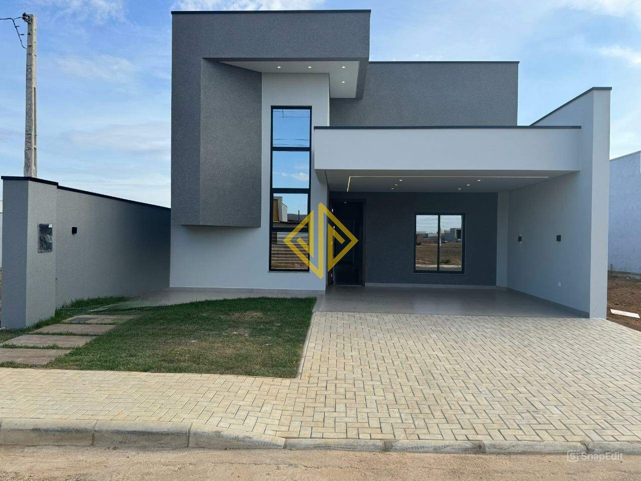 Casa, 3 quartos, 162 m² - Foto 1